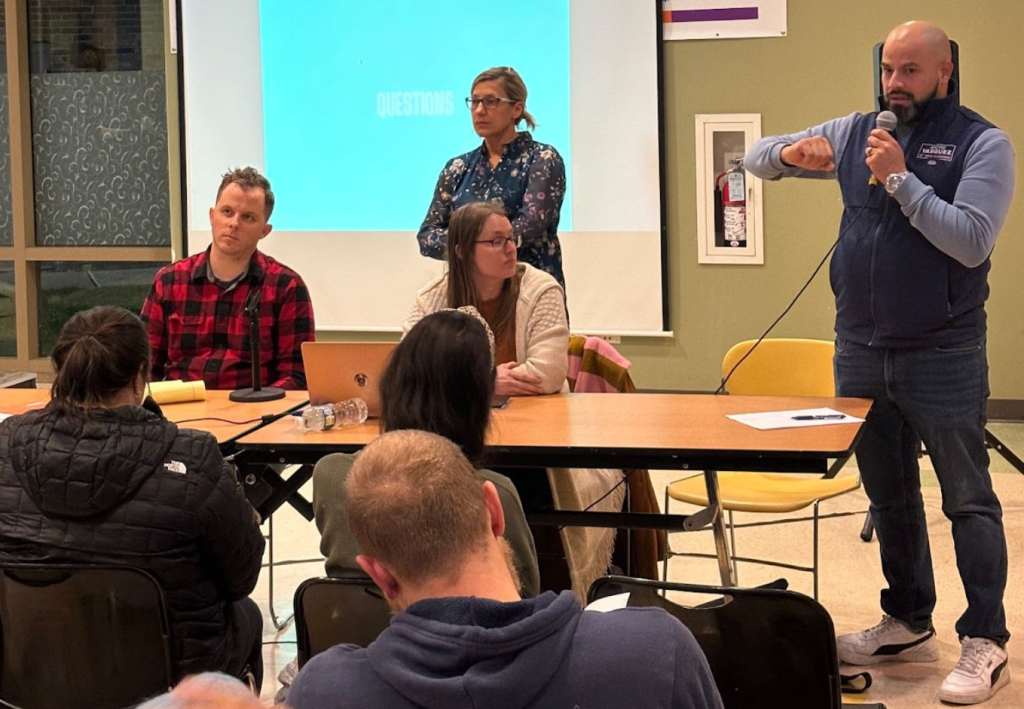 Car-centric thinking was no match for Ald. Andre Vasquez at meeting on making Francisco Ave. safer