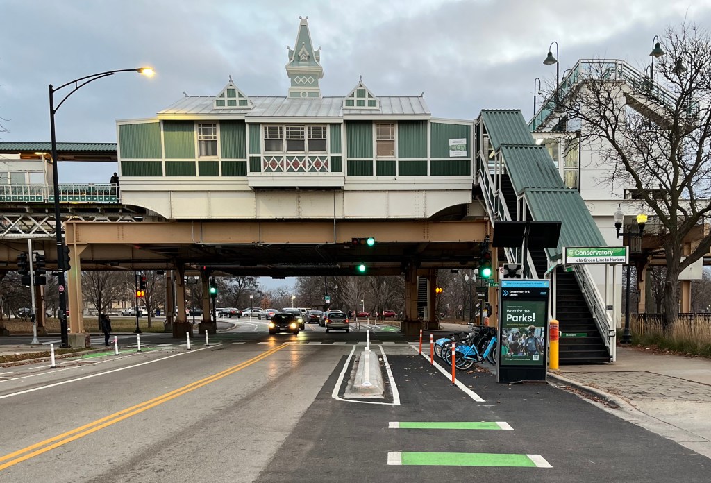 Transit advocates weigh in on the CTA’s Refresh & Renew program