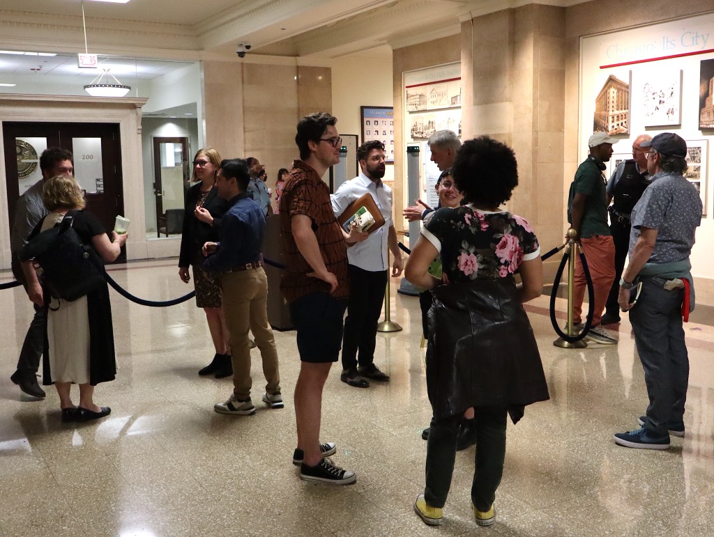 They can drive 25: At committee meeting residents, panelists support lowering Chicago’s default speed limit