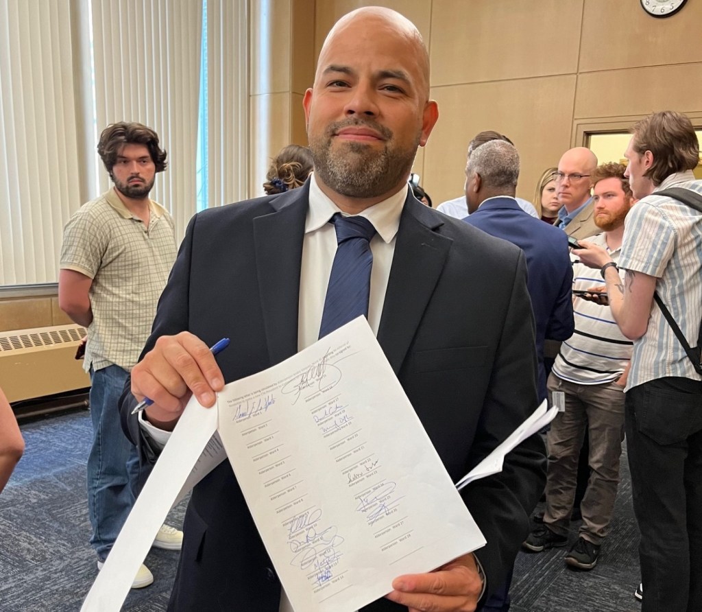 While the resolution to ditch Dorval got banished to the Rules committee, Ald. Vasquez thinks he can rescue it