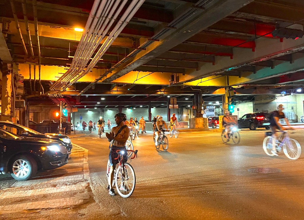 After violence on last two Chicago Critical Mass rides, thankfully Friday’s event was peaceful, but still wild