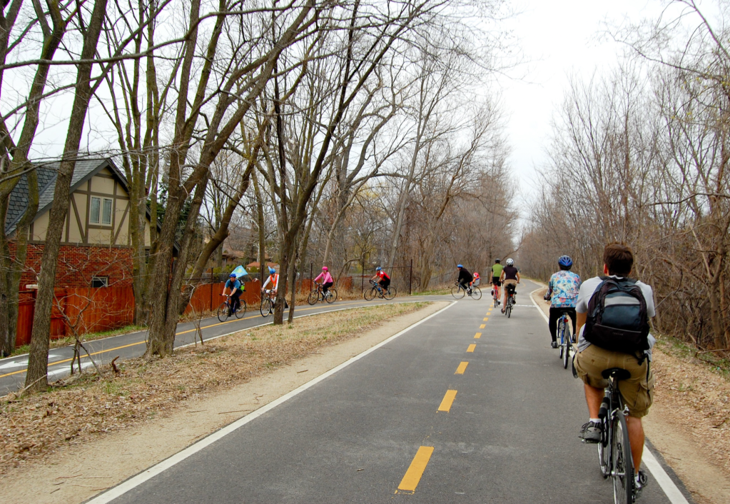 The Active Transportation Alliance is helping Illinois communities win ITEP grants for walk/bike projects