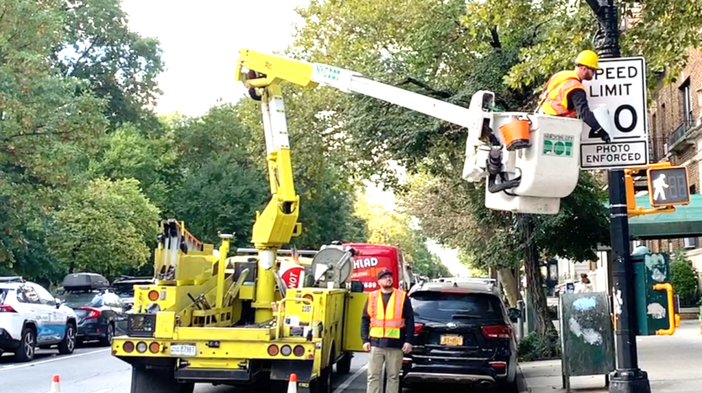 Advocates from peer cities that have lowered their speed limits, with impressive results, offer encouragement to Chicago