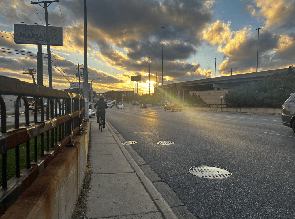 Near South Side residents want to feel safe crossing the Archer Avenue bridge over Bubbly Creek