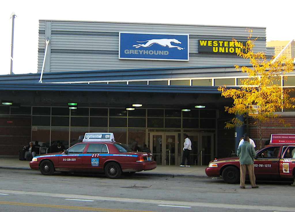 Chaddick Institute report on intercity bus service suggests Chicago and Illinois need to catch up with other cities and states