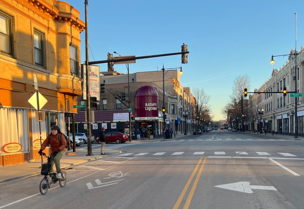 Uptown funk? Some drivers are bummed about CDOT’s proposal to convert parking to PBLs on Clark N. of Montrose. They shouldn’t worry.