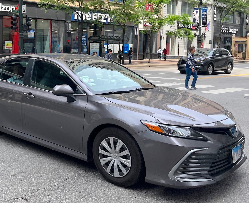 Uber and the road construction lobby just killed Illinois’ transit funding bill, and your lawmakers let them