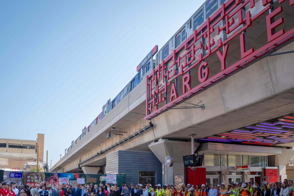 A great day on Argyle: Celebrating new ‘L’ stations, in the shadow of the transit fiscal cliff
