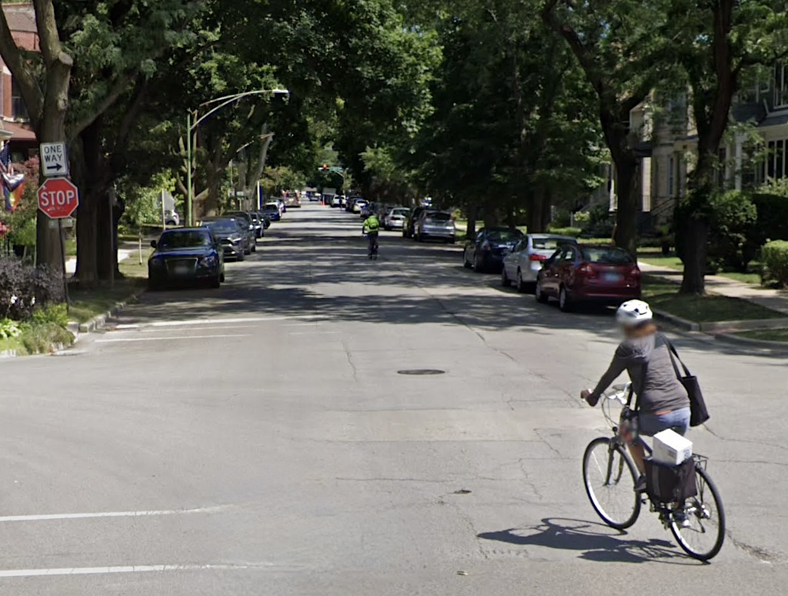 Goodness gracious: CDOT presents plan for Grace Street Neighborhood Greenway between the lake and the river - Streetsblog Chicago