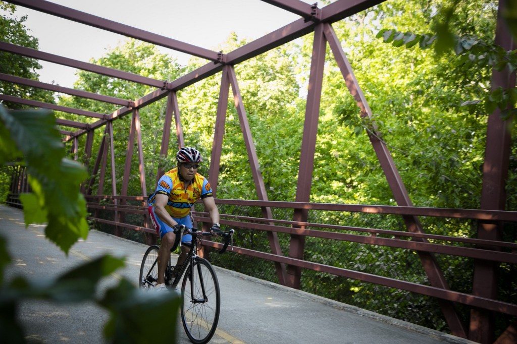 Cook County’s O’Hare Area Bike Network Study is looking at ways to connect cycling routes near the airport