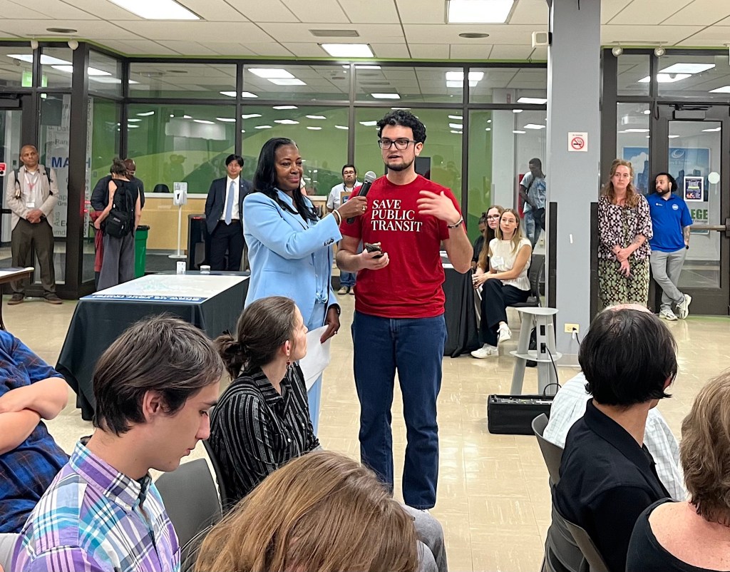 Chicken soup for the CTA rider’s soul: While the transit agency is standing on the verge of a budget crisis, positive vibes at town hall